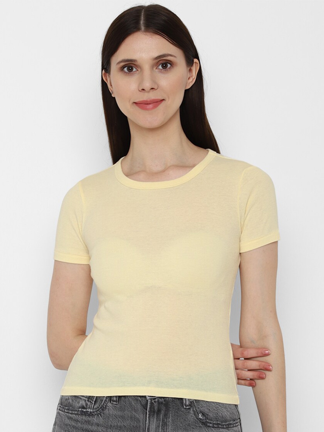 

AMERICAN EAGLE OUTFITTERS Women Yellow Slim Fit T-shirt