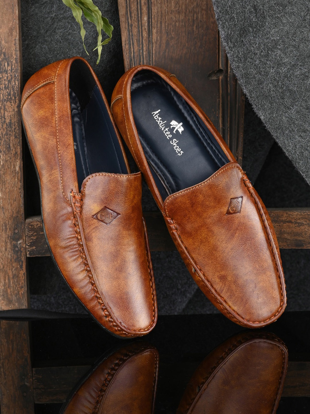 

Absolutee Shoes Men Tan Colourblocked Loafers