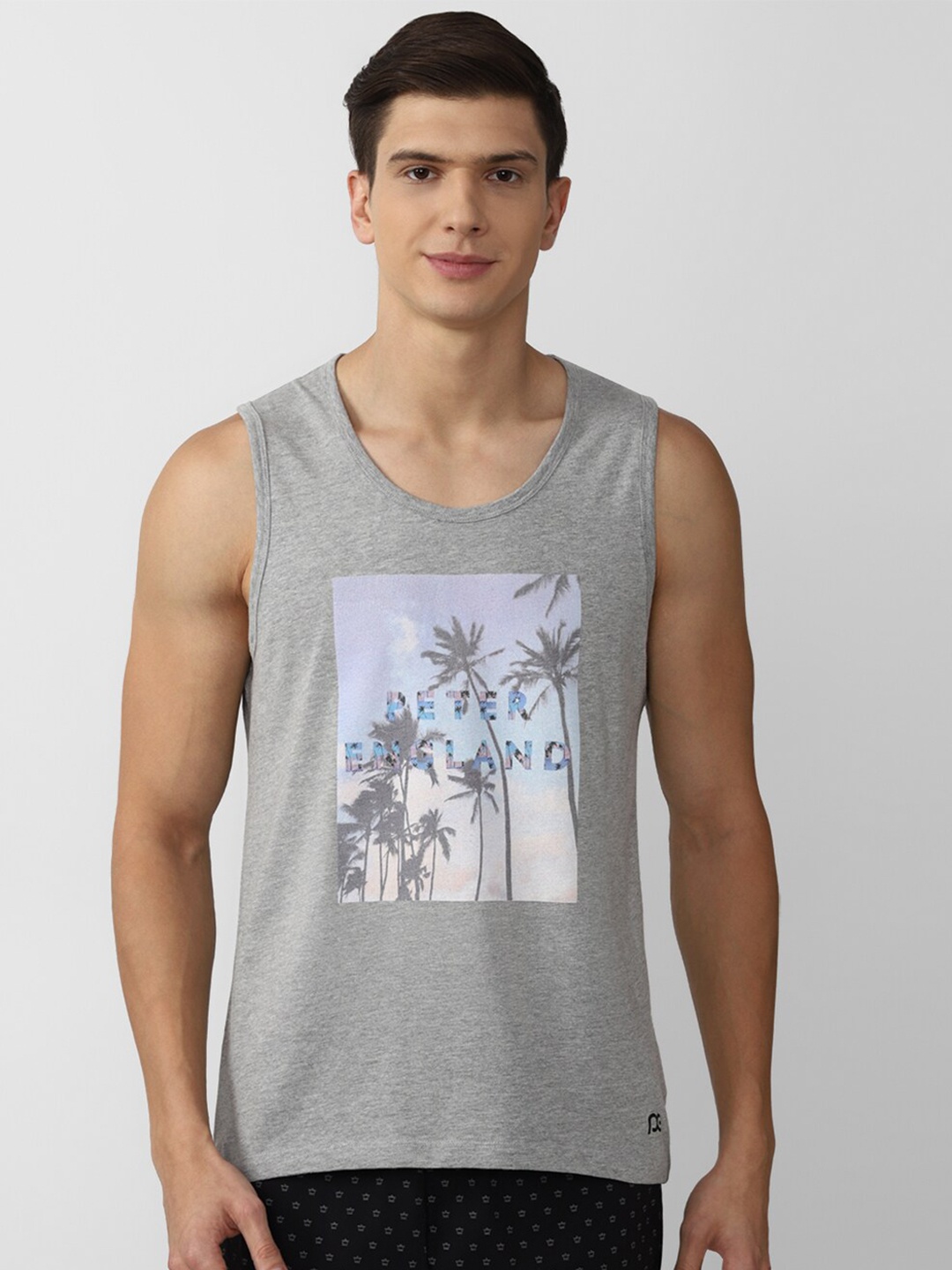 

Peter England Men Grey Floral Printed Raw Edge T-shirt