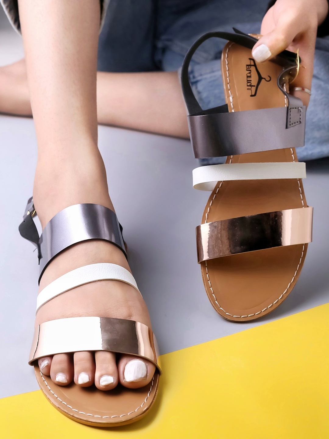 

Brauch Women Grey Open Toe Flats