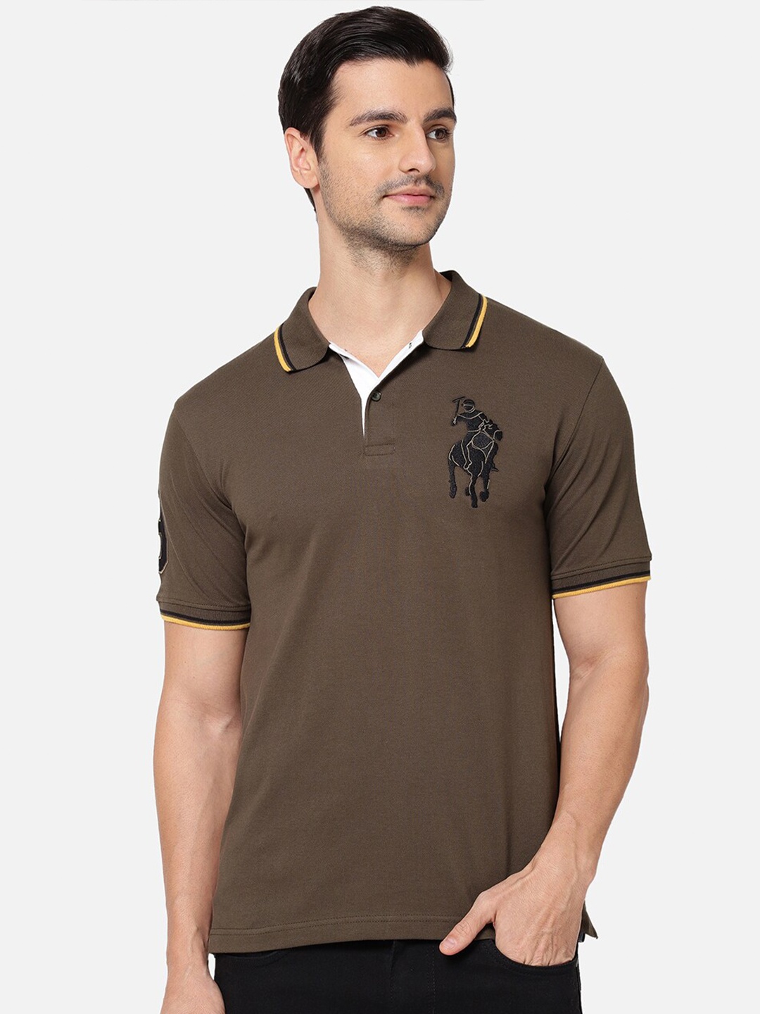 

R&B Men Olive Green T-shirt