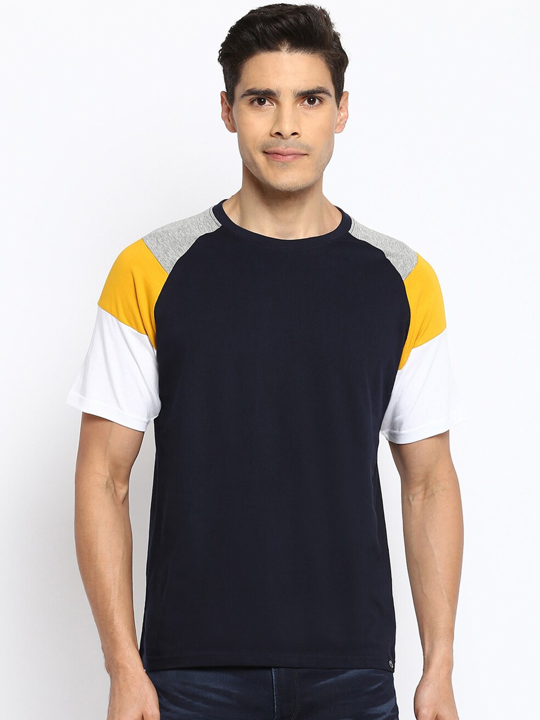 

R&B Men Navy Blue Extended Sleeves T-shirt
