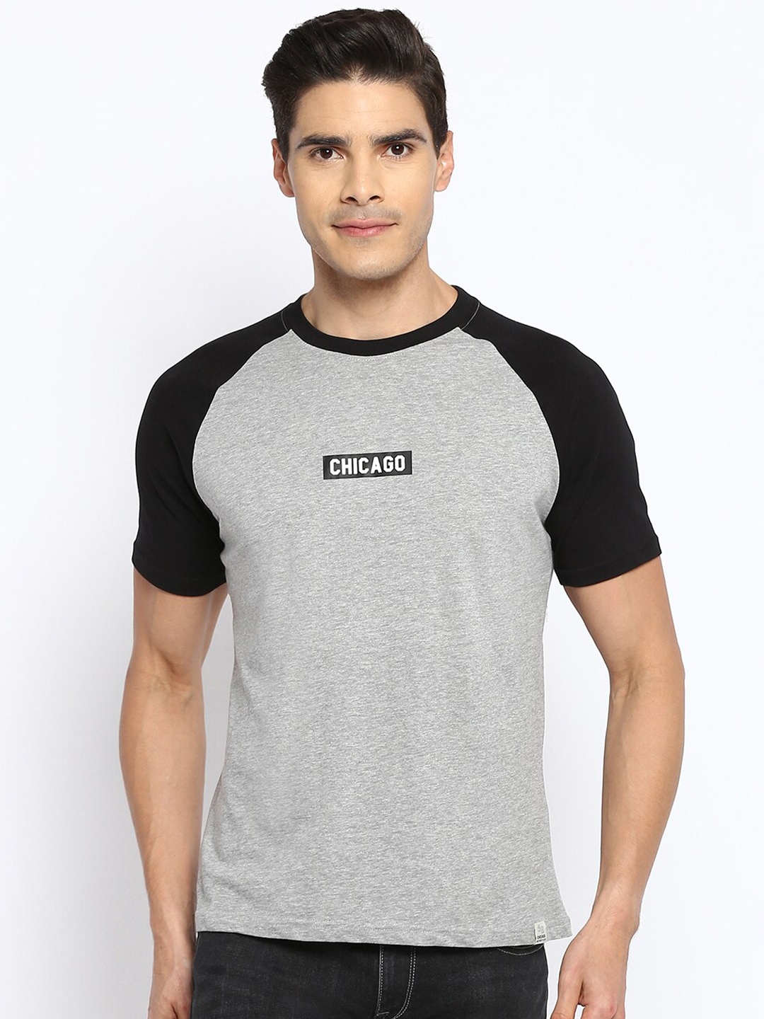 

R&B Men Grey Colourblocked Drop-Shoulder Sleeves Applique T-shirt