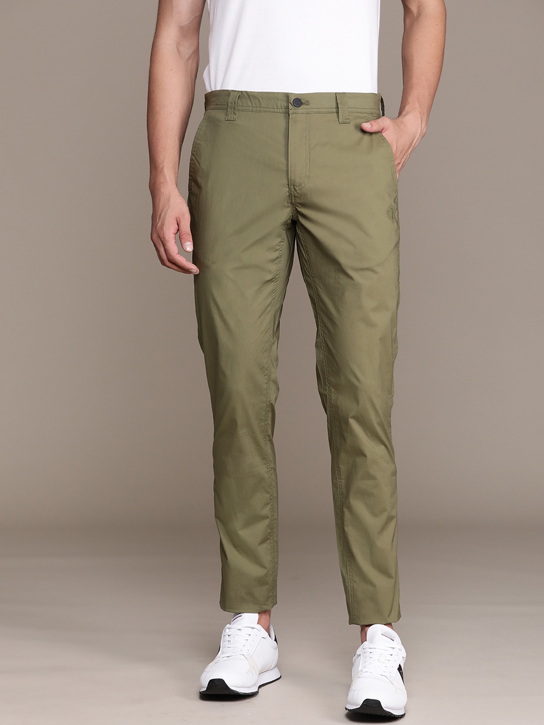 

Calvin Klein Jeans Men Olive Green Solid Skinny Fit Trousers