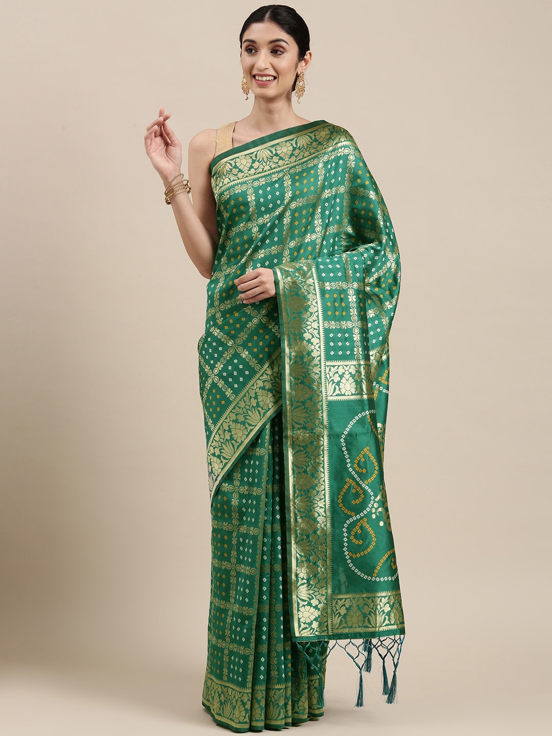 

Rekha Maniyar Lime Green & Gold-Toned Floral Zari Silk Blend Banarasi Saree