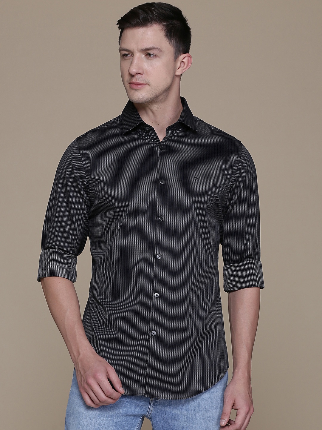 

Calvin Klein Jeans Men Black Smart Slim Fit Micro Ditsy Opaque Printed Casual Shirt
