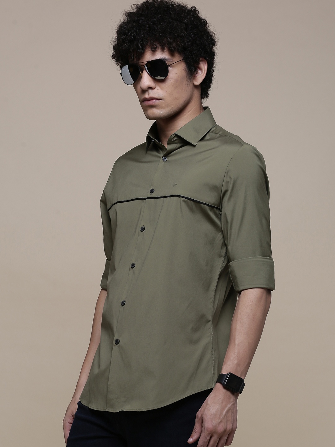 

Calvin Klein Jeans Men Olive Green Smart Slim Fit Casual Shirt
