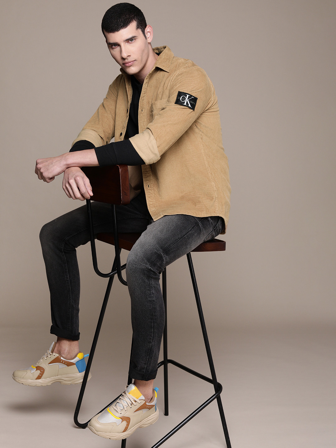 

Calvin Klein Jeans Men Camel Brown Classic Fit Self Design Pure Cotton Corduroy Shirt