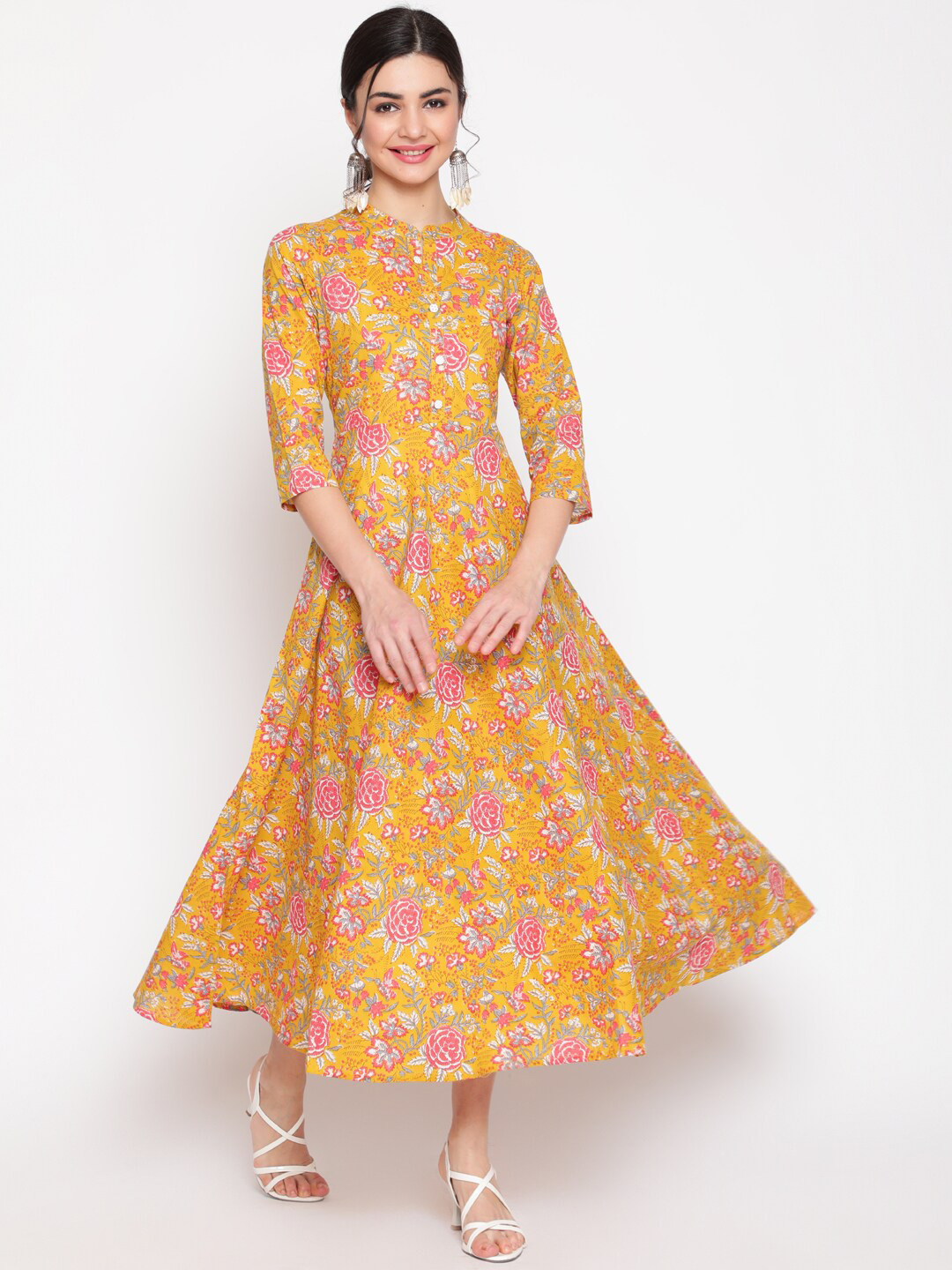 

GLAM ROOTS Women Yellow Floral Printed Keyhole Neck Mirror Work Floral Kurta