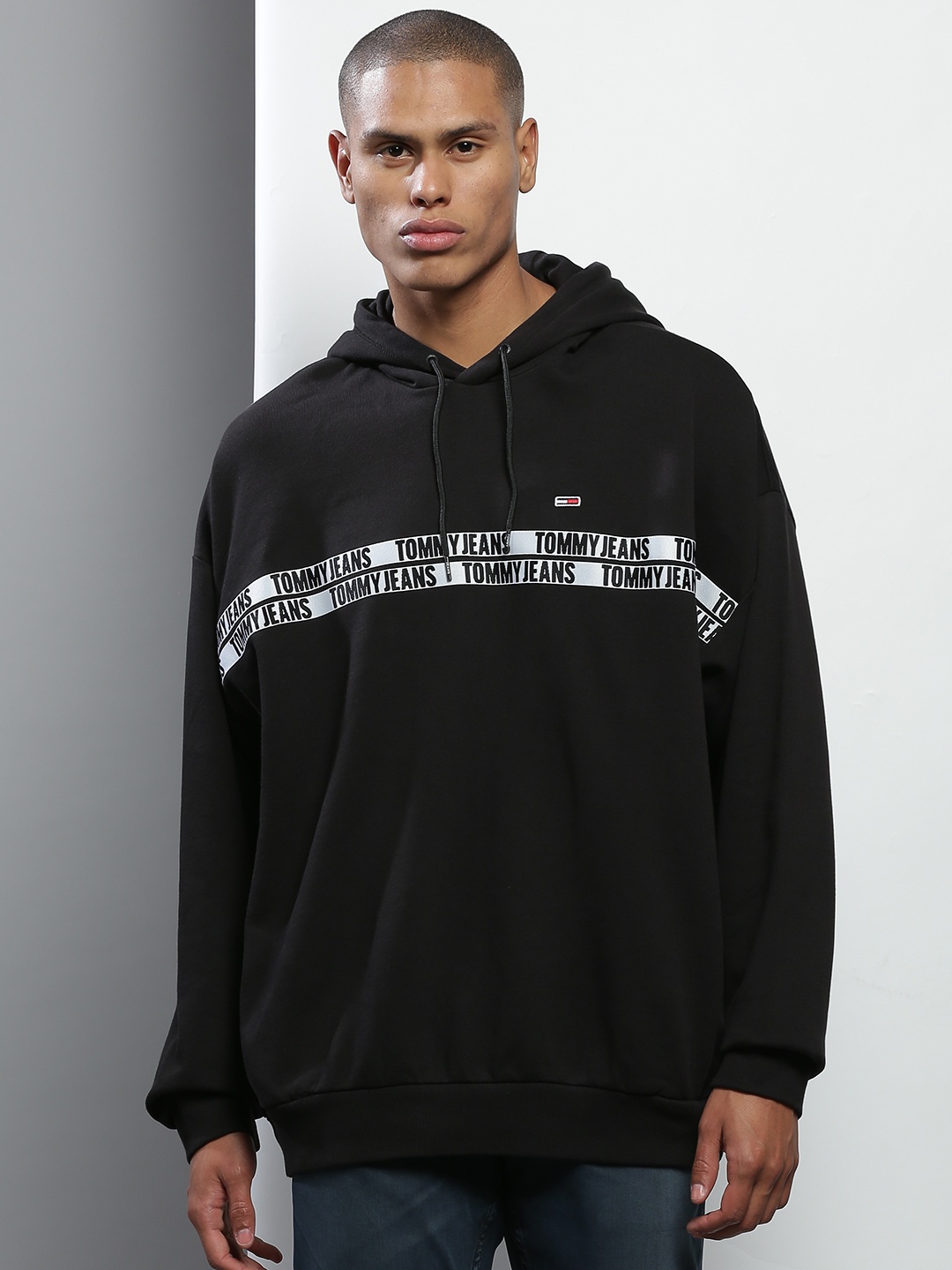 

Tommy Hilfiger Men Black Striped Cotton Hooded Sweatshirt