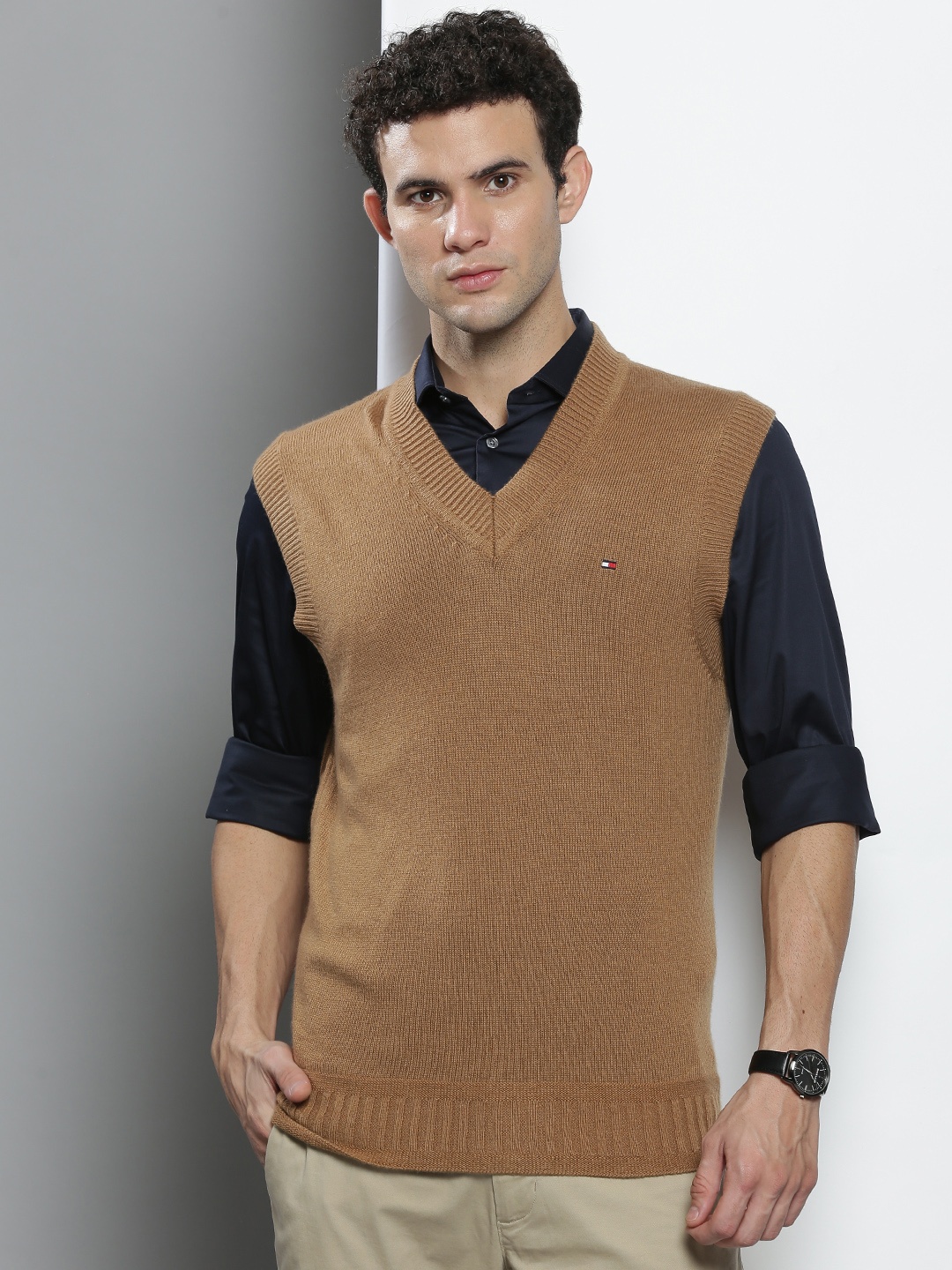 

Tommy Hilfiger Men Beige Solid Sweater Vest