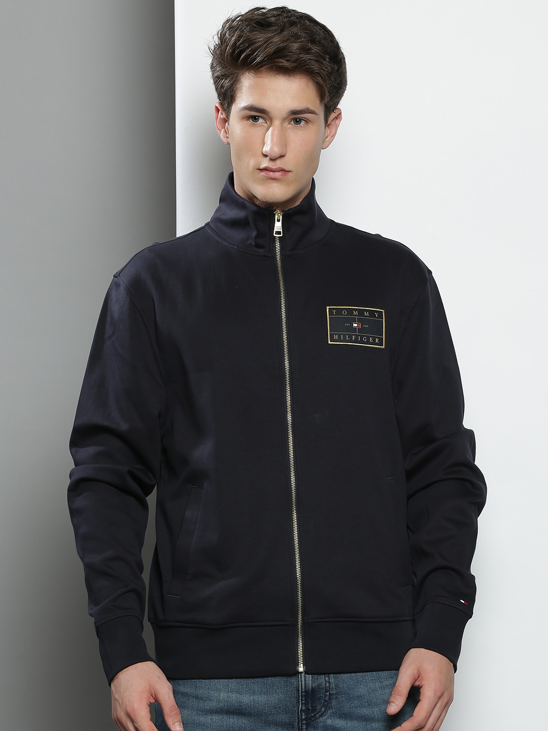 

Tommy Hilfiger Men Navy Blue Solid Sweatshirt