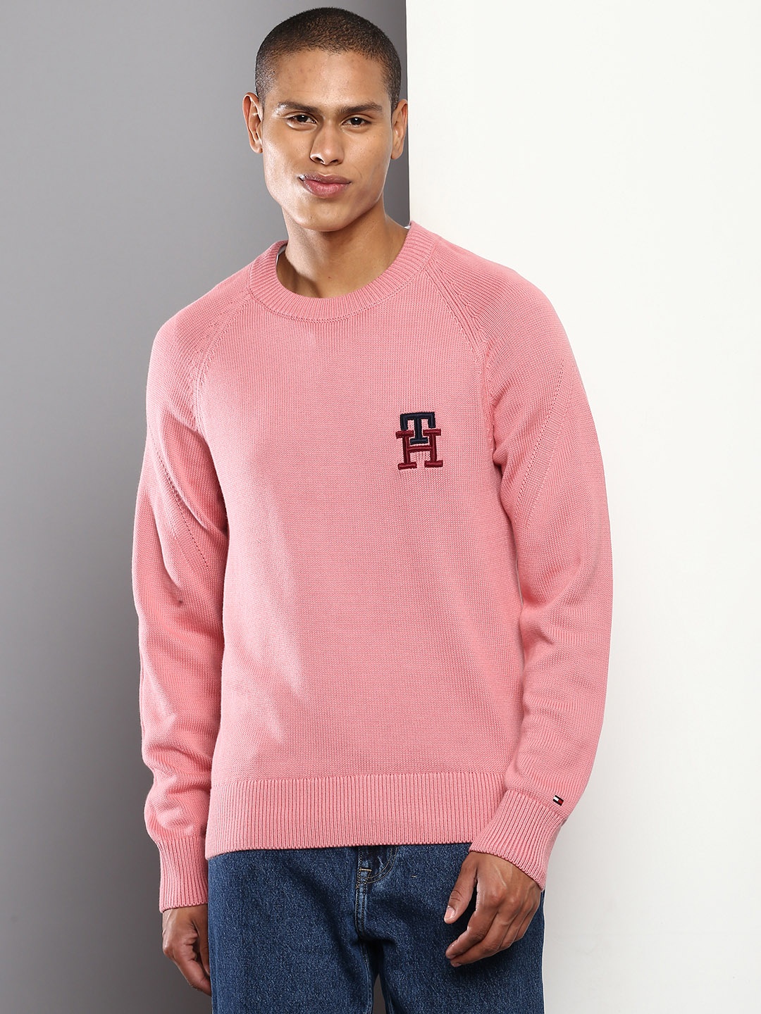 

Tommy Hilfiger Men Pullover With Embroidered Detail, Pink