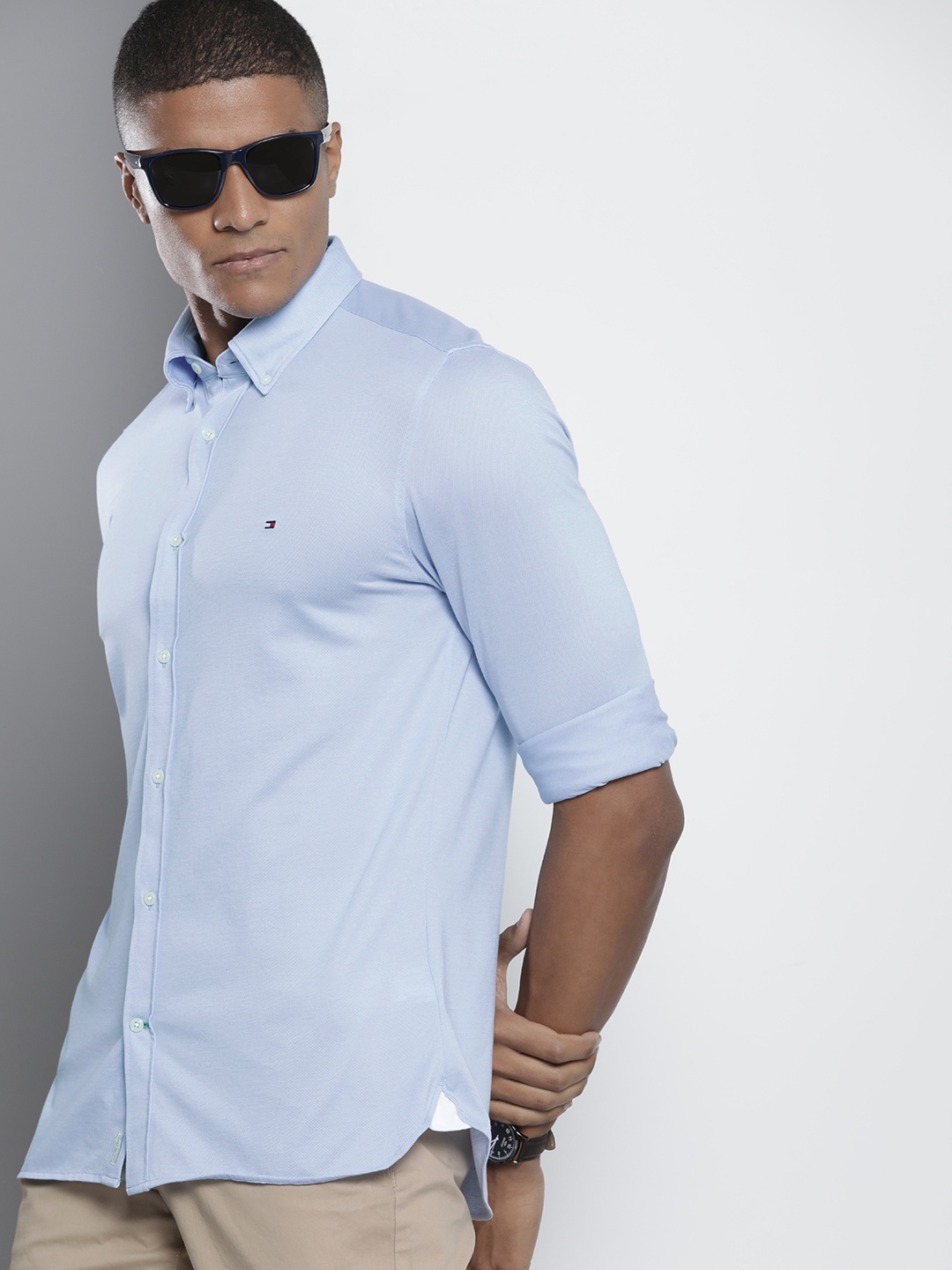 

Tommy Hilfiger Men Blue Self-Design Slim Fit Casual Shirt