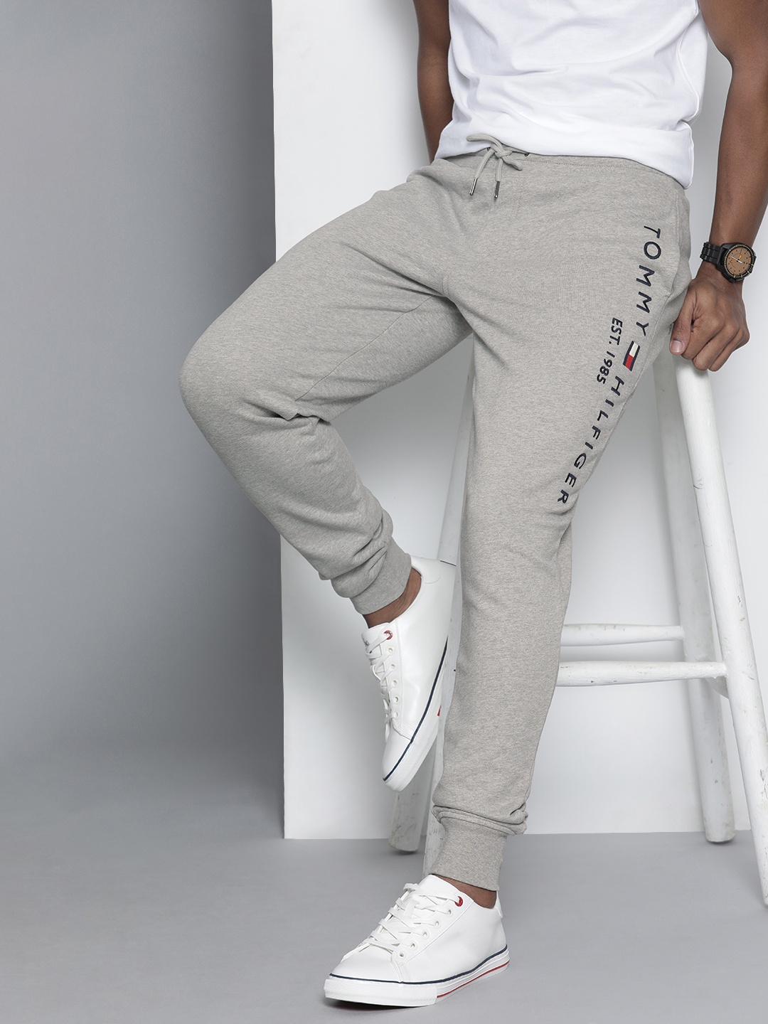 

Tommy Hilfiger Men Grey Melange Logo Embroidered Joggers