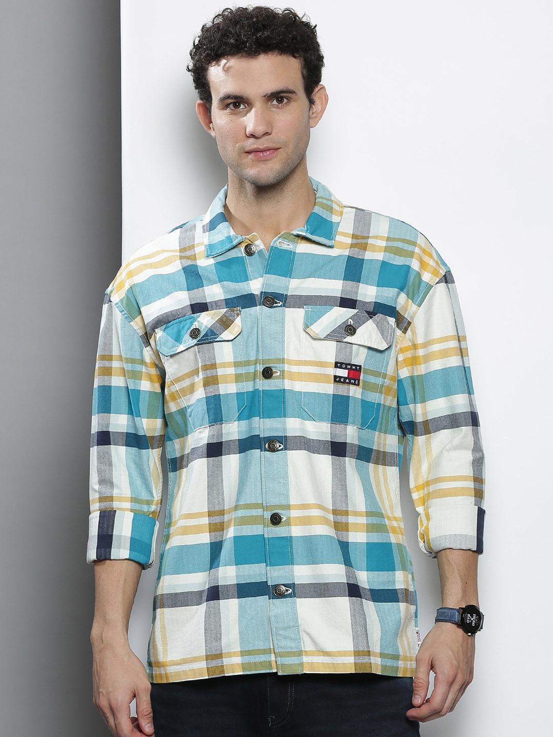 

Tommy Hilfiger Men White & Blue Organic Cotton Checked Casual Shirt