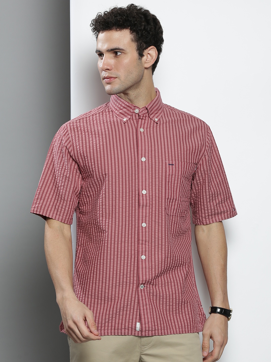 

Tommy Hilfiger Men Red Striped Pure cotton Casual Shirt
