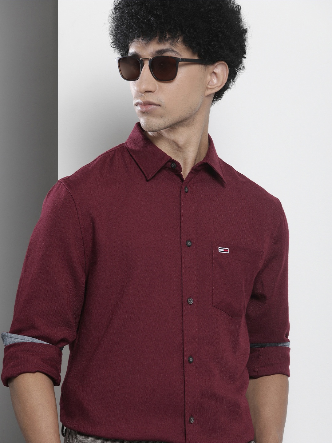 

Tommy Hilfiger Men Burgundy Solid Classic Fit Flannel Casual Shirt