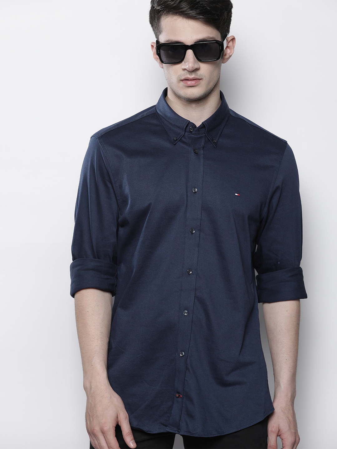 

Tommy Hilfiger Men Slim Fit Casual Shirt, Navy blue
