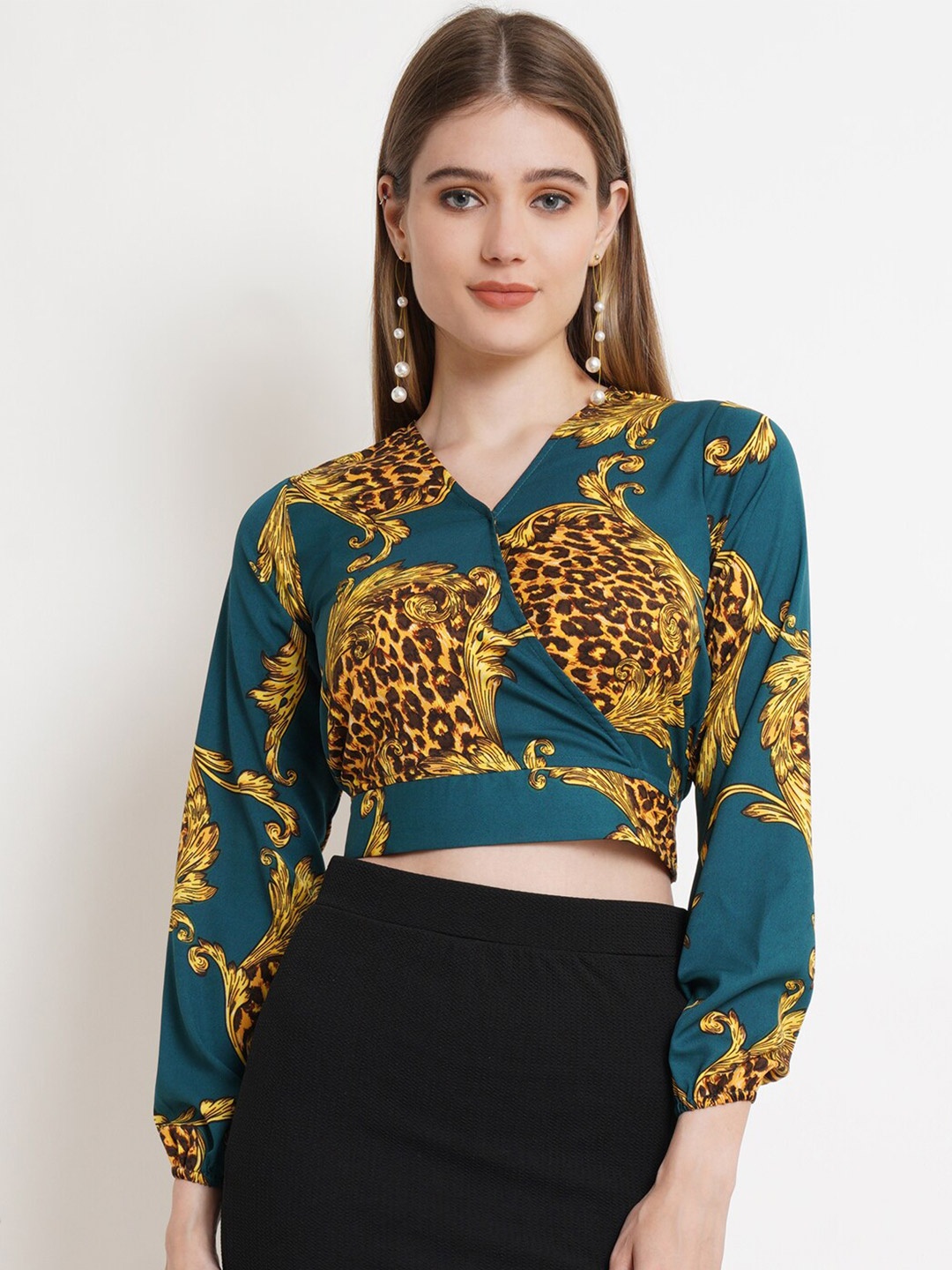 

Popwings Green Animal Print Crop Top