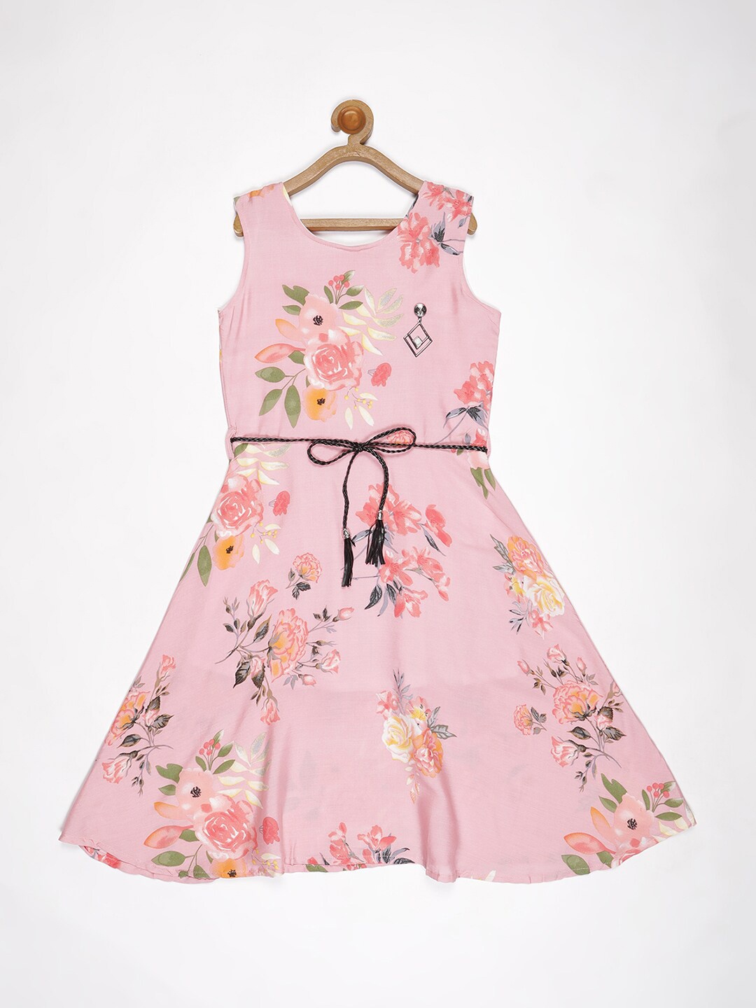 

V2 Value & Variety Peach-Coloured Floral Dress