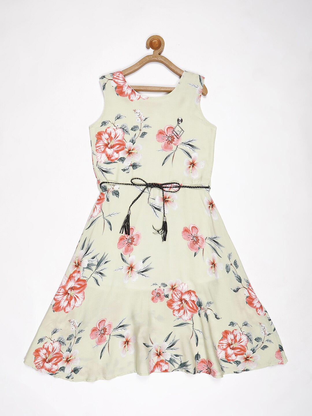 

V2 Value & Variety Green Floral Dress