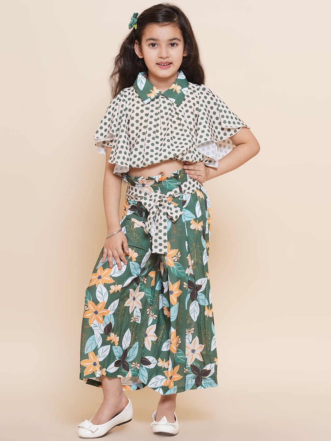 

ADIVA Girls Green Clothing Set
