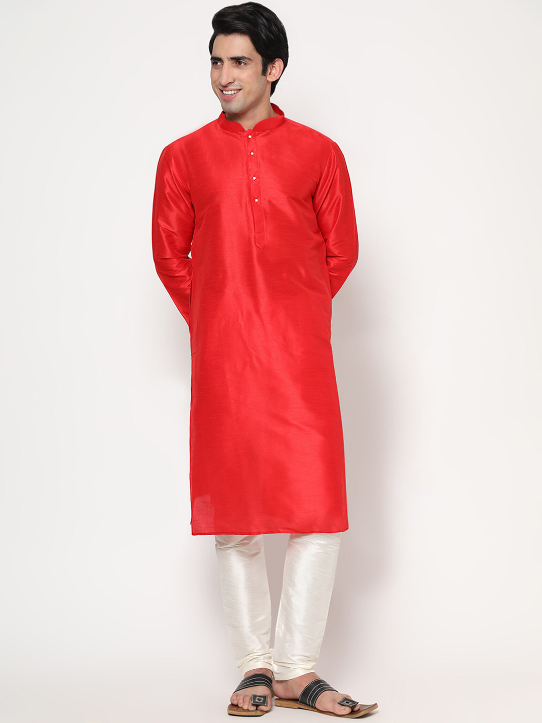 

Endues Men Red Jacquard Kurta