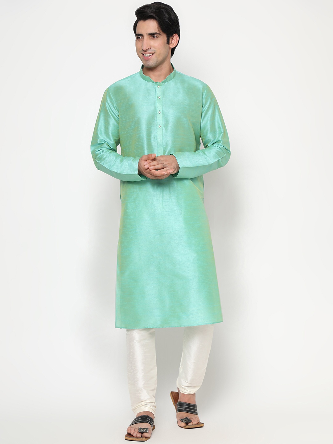 

Endues Men Green Jacquard Kurta