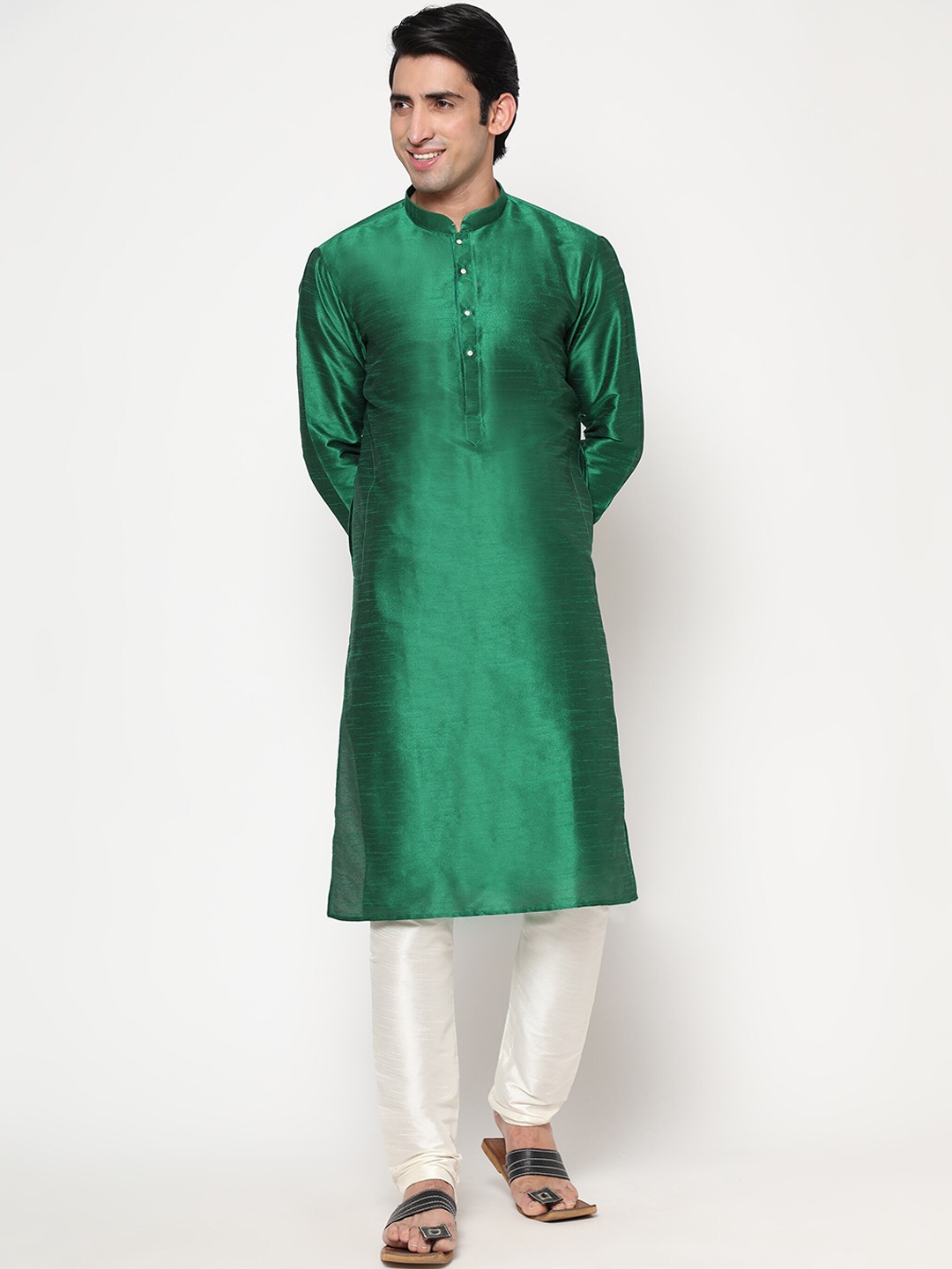 

Endues Men Green Jacquard Kurta