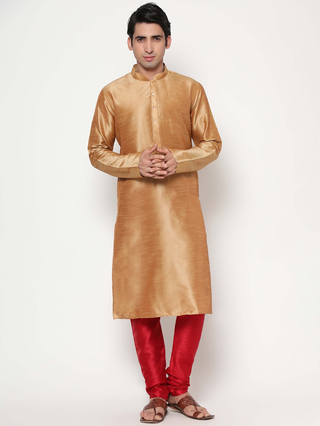 

Endues Men Beige Jacquard Kurta
