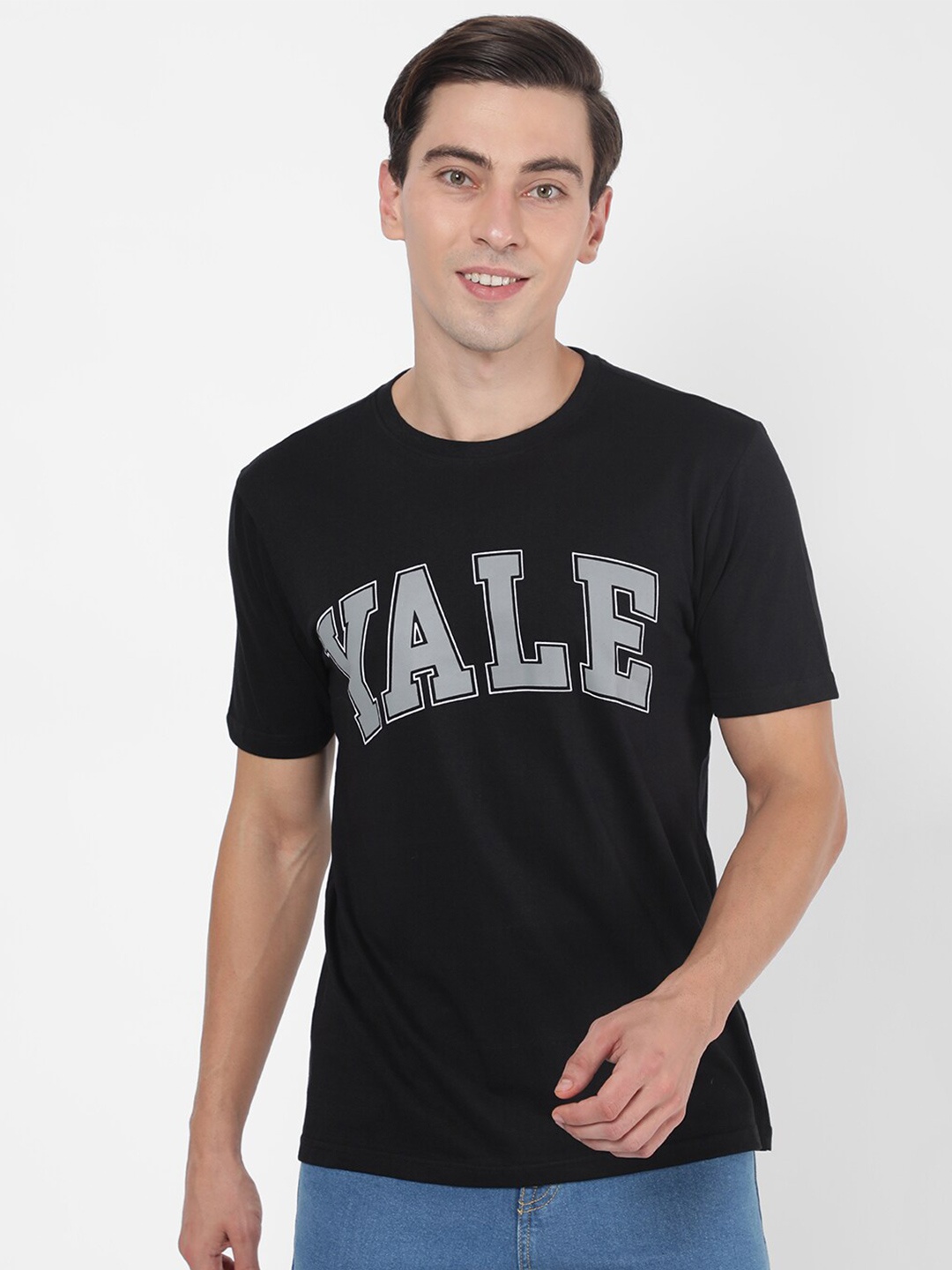 

R&B Men Black Typography V-Neck T-shirt