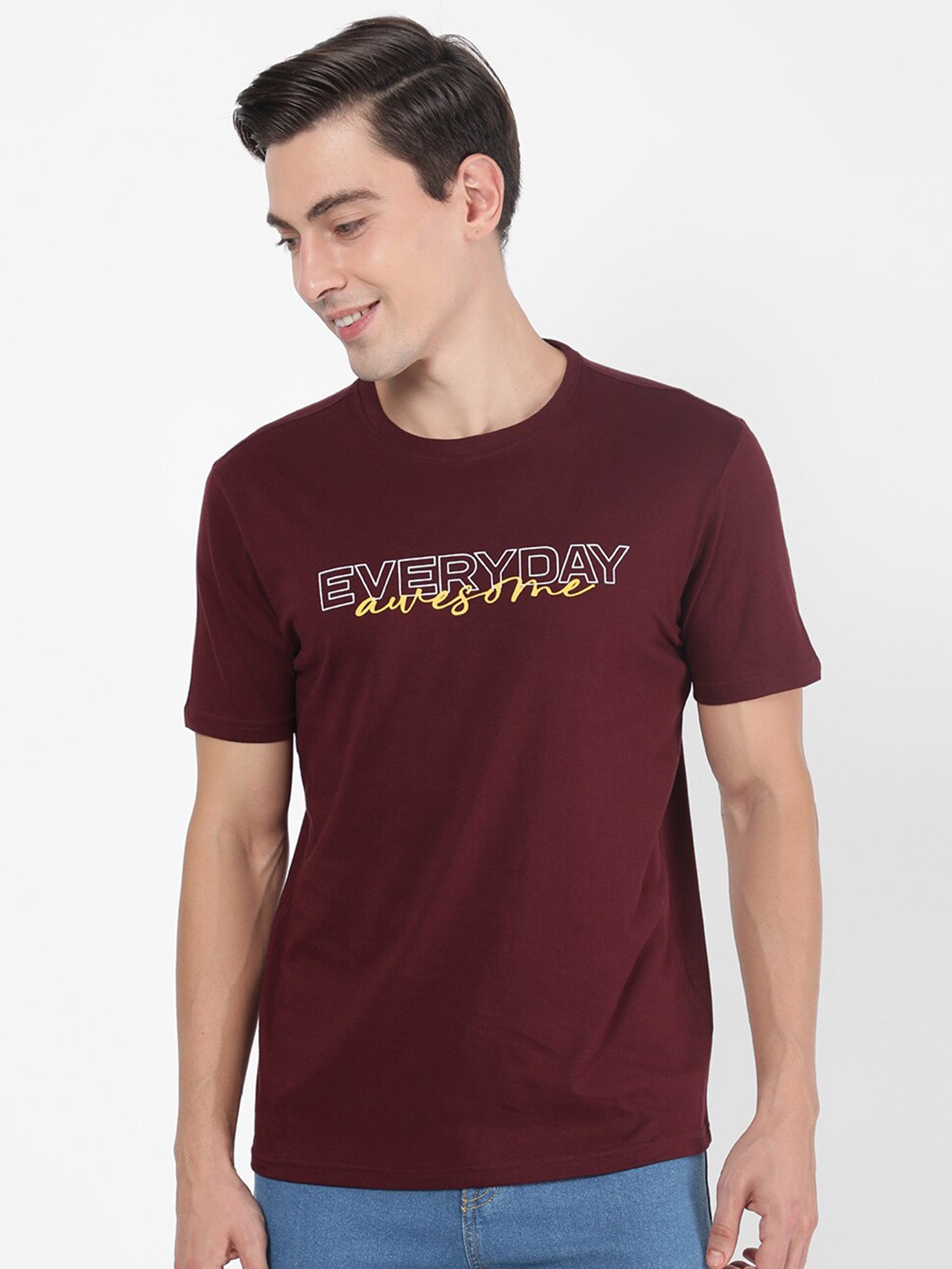 

R&B Men Maroon Typography T-shirt