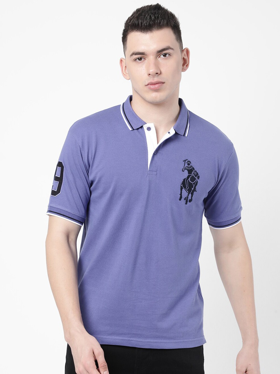 

R&B Men Blue Polo Collar Applique T-shirt