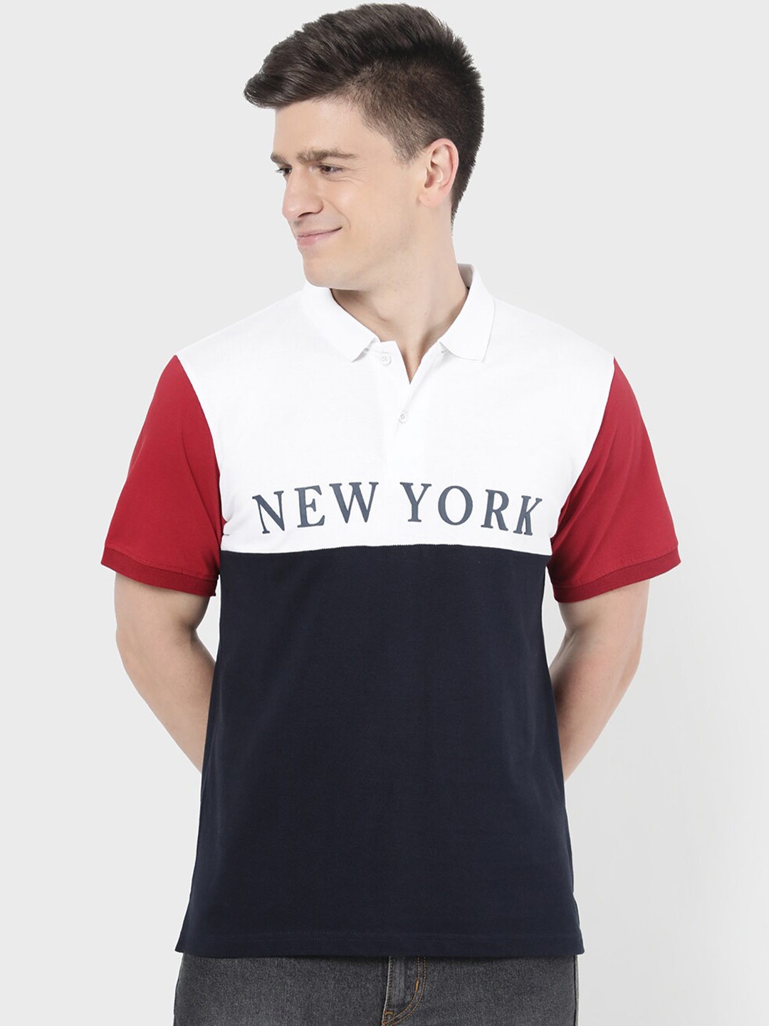 

R&B Men White Colourblocked Polo Collar Applique T-shirt