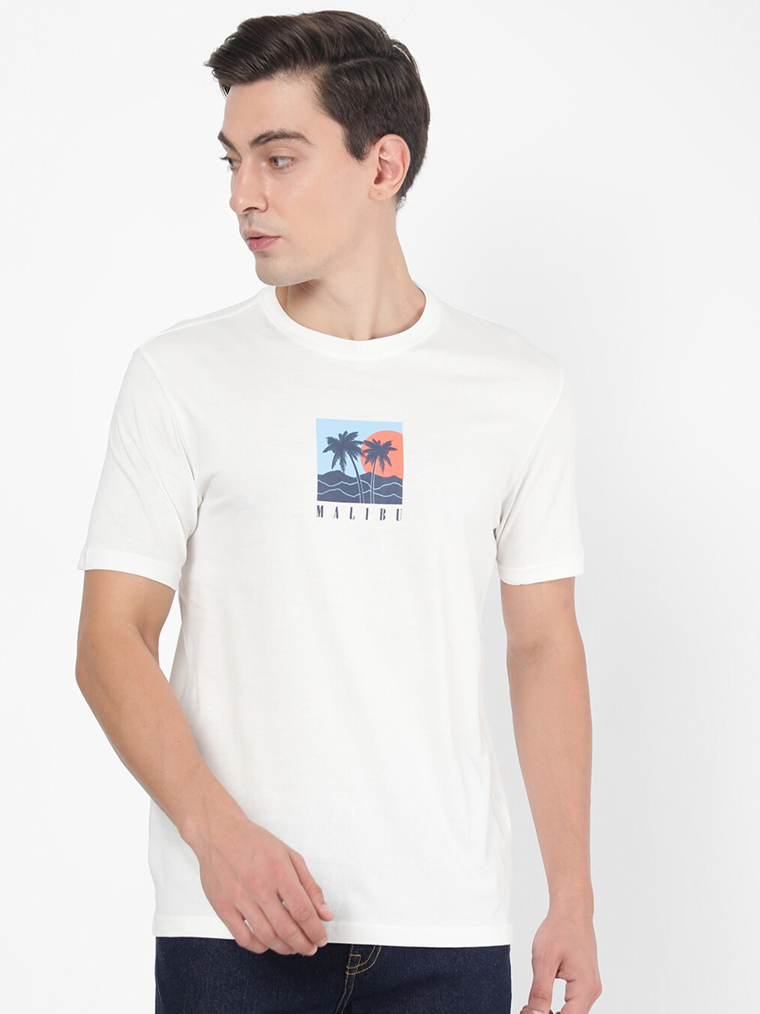 

R&B Men White V-Neck Raw Edge T-shirt