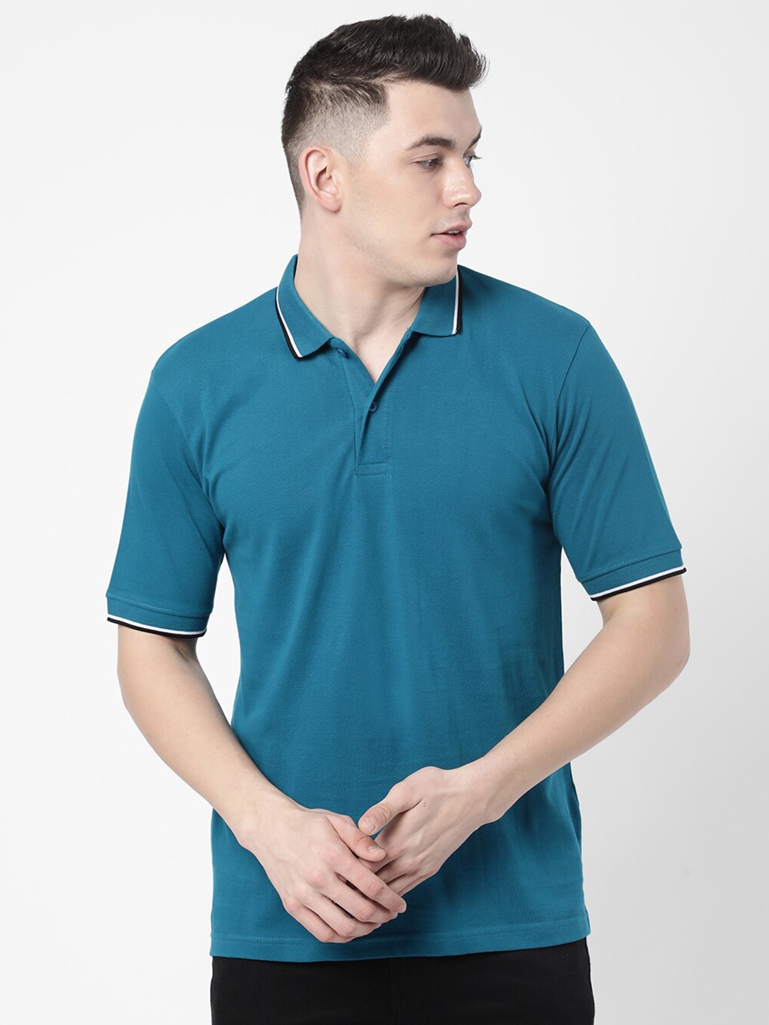 

R&B Men Green High Neck Drop-Shoulder Sleeves T-shirt