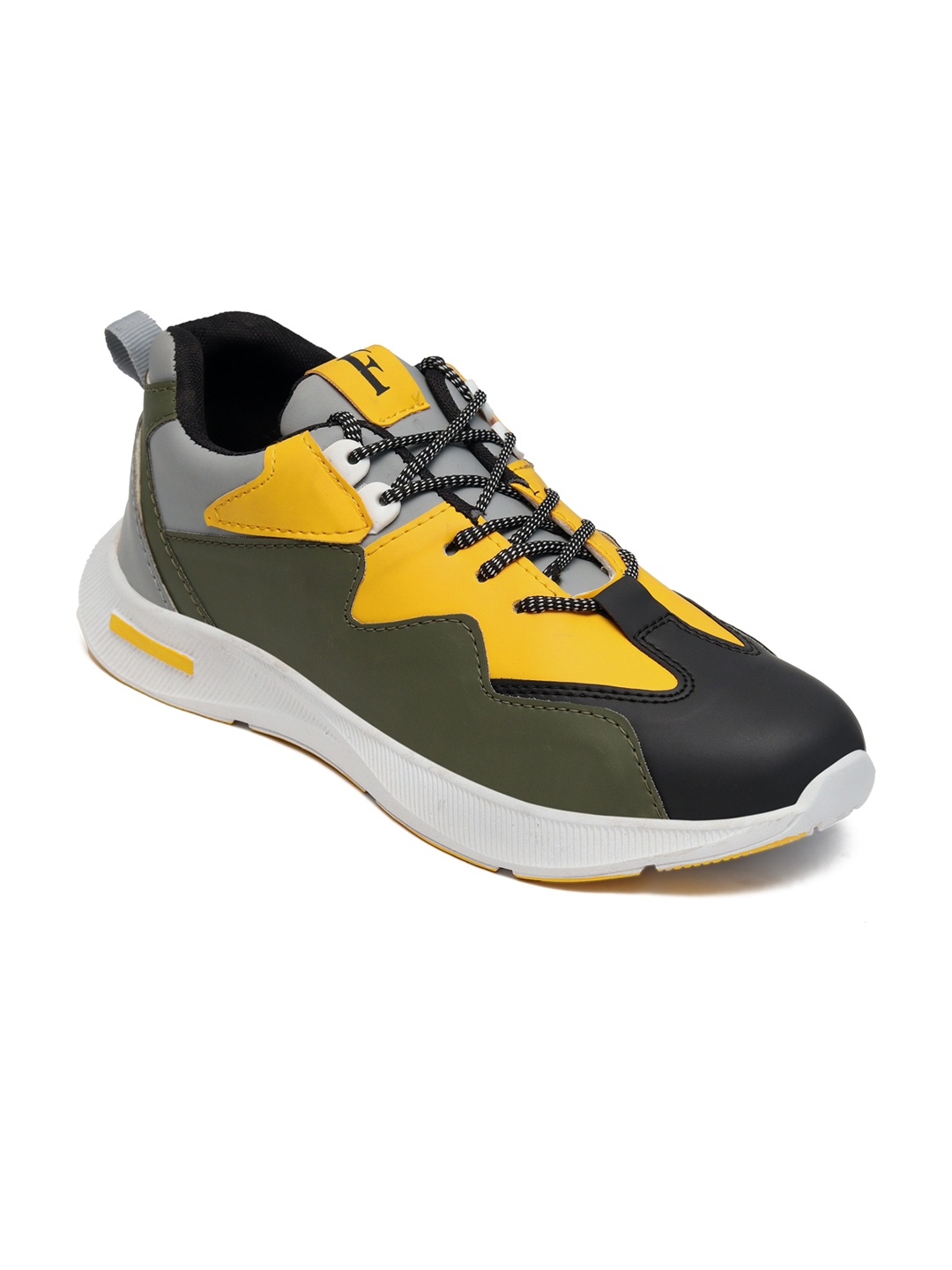 

birgos Men Yellow Colourblocked Sneakers