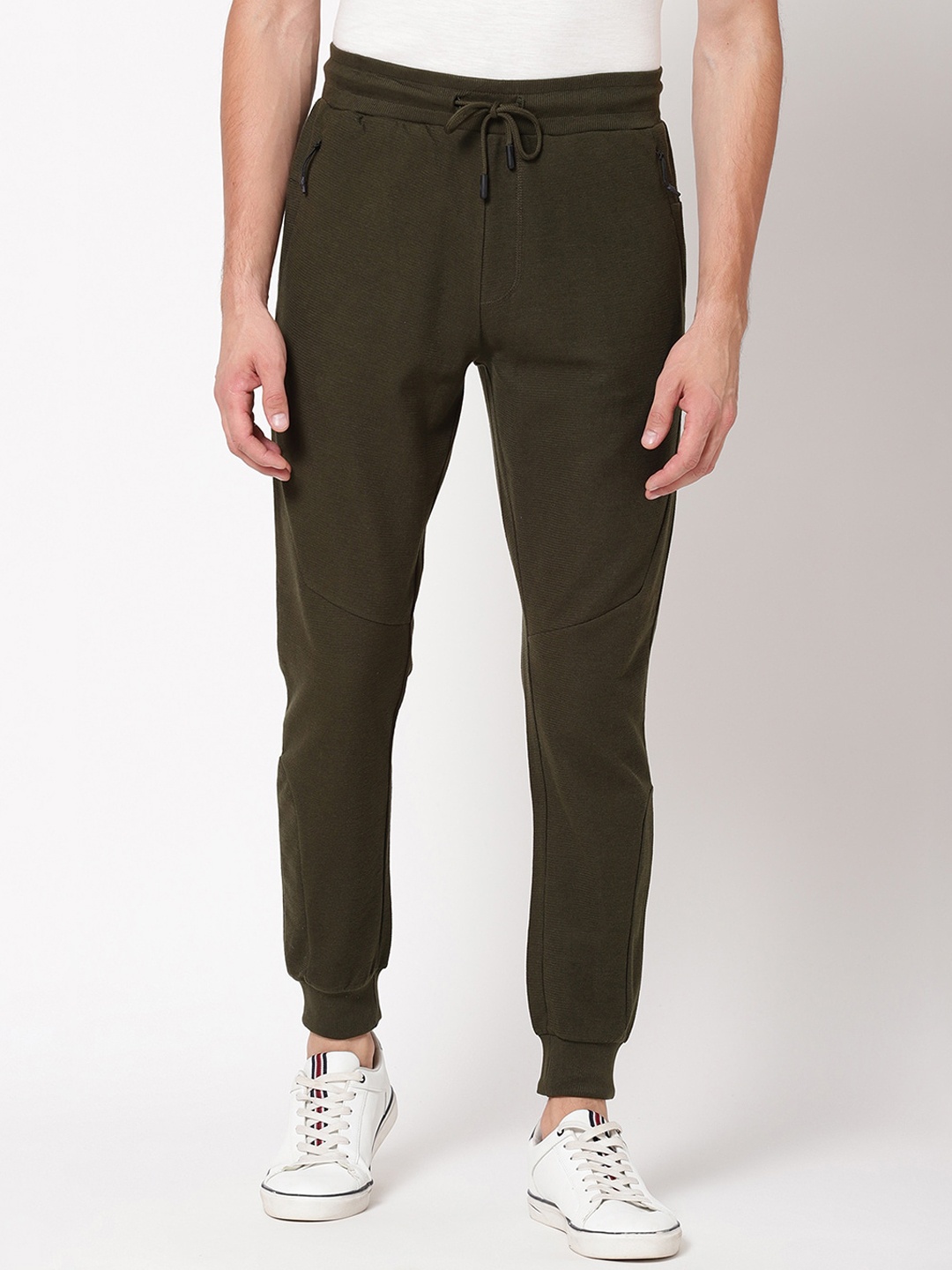 

R&B Men Olive Green Solid Slim Fit Joggers