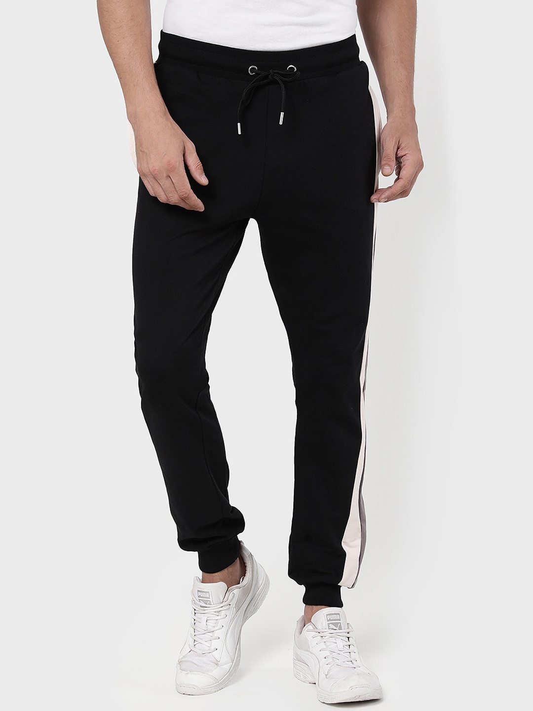 

R&B Men Black & White Solid Joggers