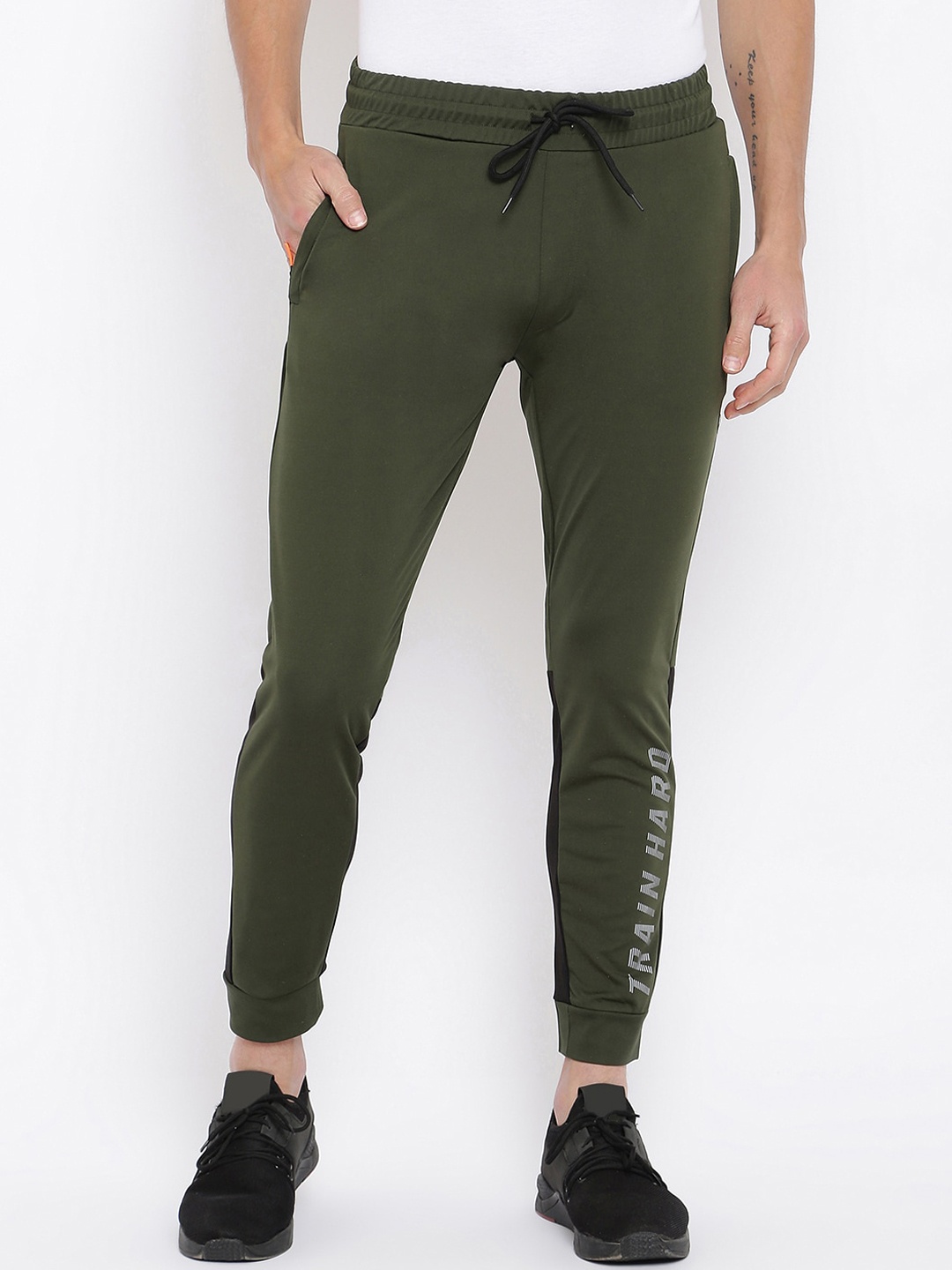 

R&B Men Olive Green Solid Slim-Fit Joggers