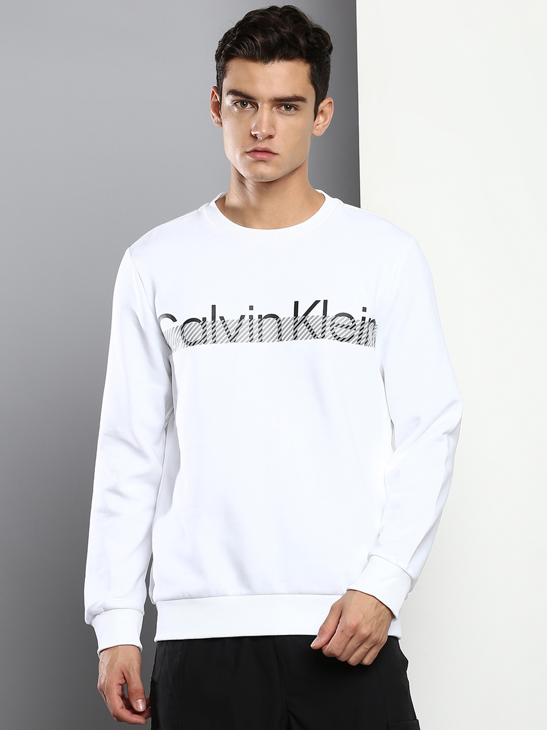 

Calvin Klein Jeans Men White Printed Sweatshirt