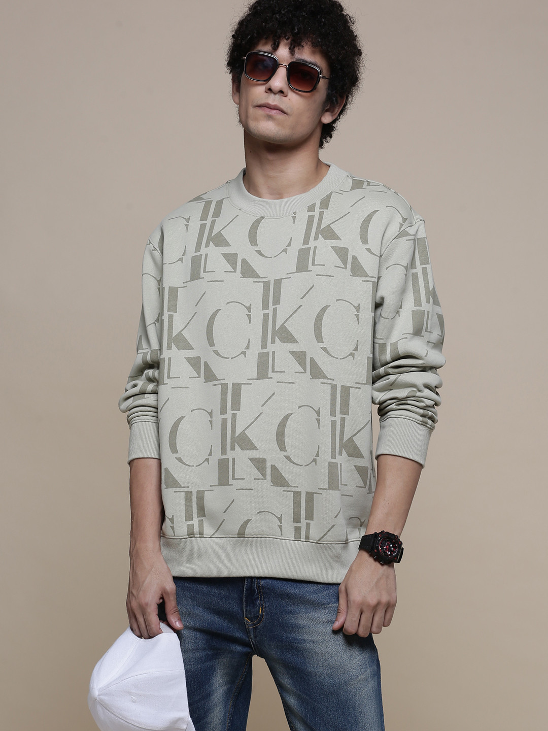 

Calvin Klein Jeans Men Beige Printed Sweatshirt