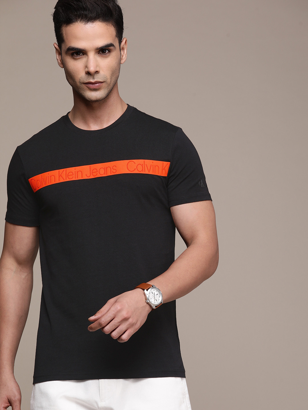 

Calvin Klein Jeans Men Black Brand Logo Printed Slim Fit T-shirt