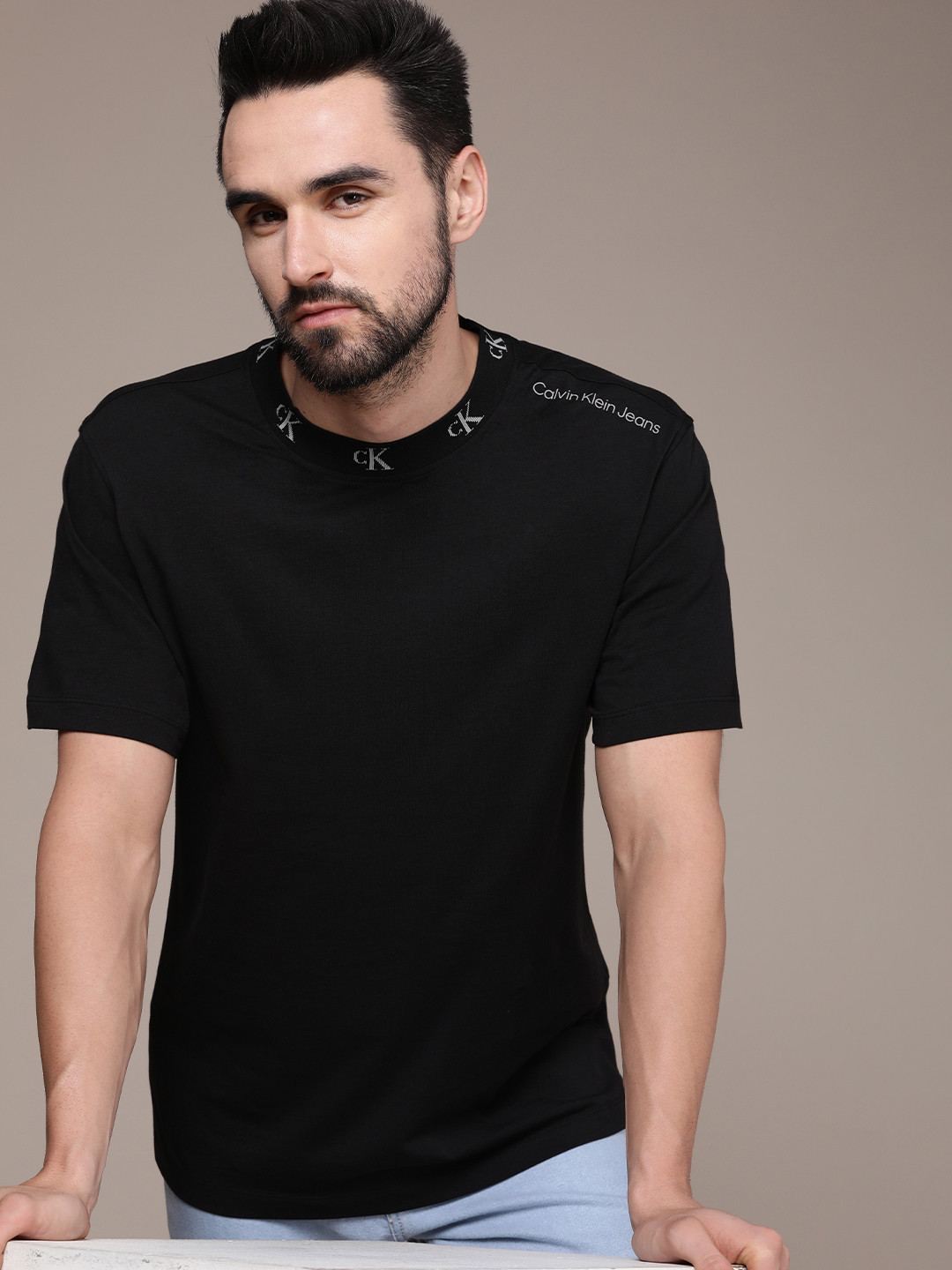 

Calvin Klein Jeans Men Black Brand Logo Organic Cotton T-shirt