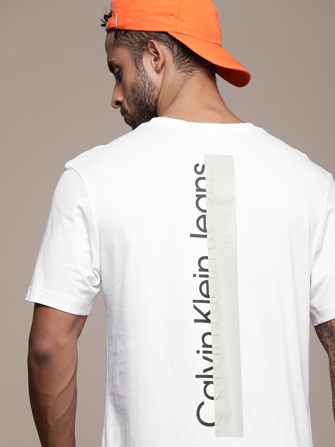

Calvin Klein Jeans Men White Brand Logo Printed Organic Cotton T-shirt