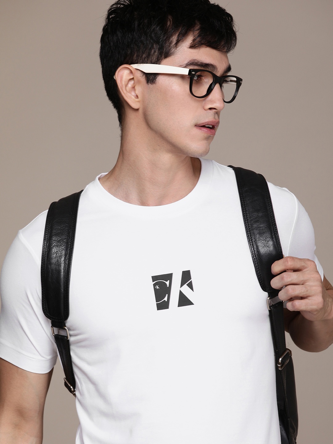 

Calvin Klein Jeans Men White Brand Logo Printed T-shirt