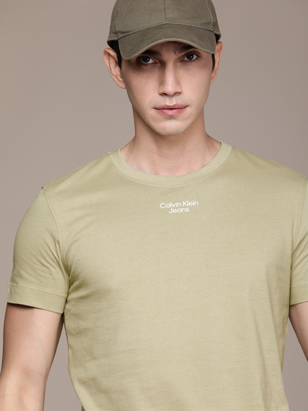 

Calvin Klein Jeans Men Beige Brand Logo Detail Pure Cotton T-shirt