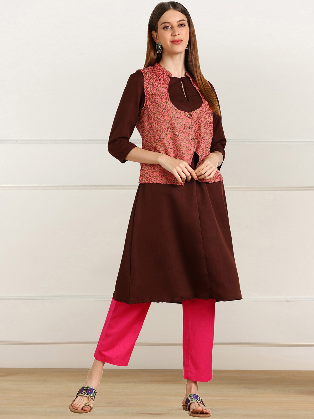 

shashvi Women Peach-Coloured & Coffee Brown Ethnic Motifs Printed Kurta