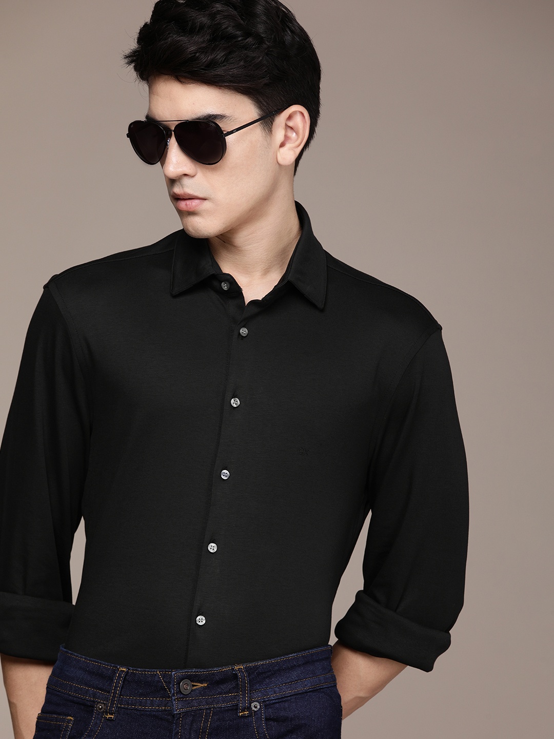 

Calvin Klein Jeans Men Black Slim Fit Casual Shirt